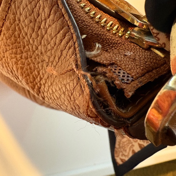 Michael Kors Bedford - Picture 5 of 9